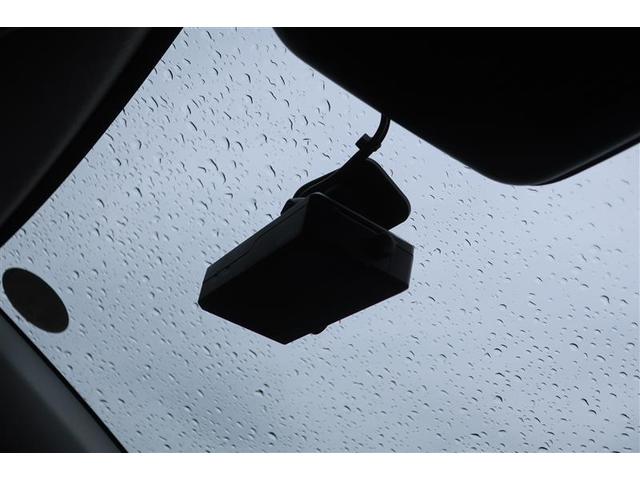 万が一のトラブルのときにも役に立つドライブレコーダーを装備しています。側面衝突や幅寄せ・割り込み対策に!