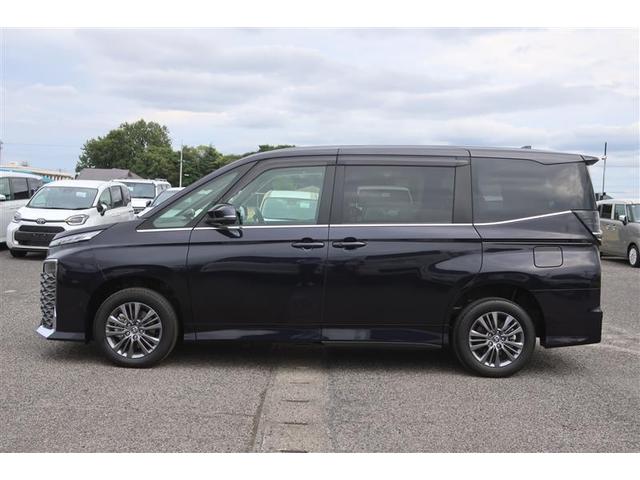 ヴォクシー S-Z トヨタ認定中古車 4WD フルセグ メモリーナビ DVD再生 後席モニター バックカメラ 衝突被害軽減システム ETC ドラレコ 両側電動スライド LEDヘッドランプ 乗車定員7人 ワンオーナー(6枚目)