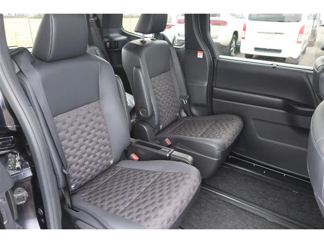 ヴォクシー S-Z トヨタ認定中古車 4WD フルセグ メモリーナビ DVD再生 後席モニター バックカメラ 衝突被害軽減システム ETC ドラレコ 両側電動スライド LEDヘッドランプ 乗車定員7人 ワンオーナー(32枚目)