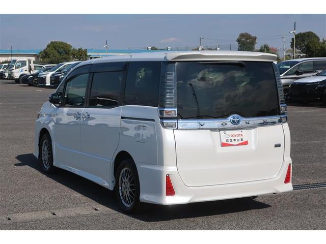 ヴォクシー ハイブリッドZS 煌 フルセグ メモリーナビ DVD再生 後席モニター バックカメラ 衝突被害軽減システム ETC 両側電動スライド LEDヘッドランプ 乗車定員7人 3列シート ワンオーナー(5枚目)