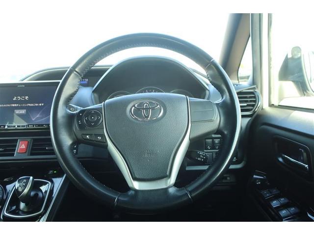 ヴォクシー ハイブリッドZS 煌 フルセグ メモリーナビ DVD再生 後席モニター バックカメラ 衝突被害軽減システム ETC 両側電動スライド LEDヘッドランプ 乗車定員7人 3列シート ワンオーナー(8枚目)