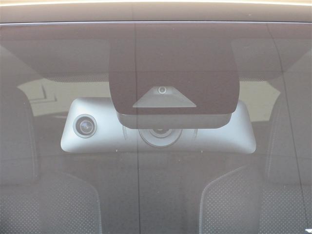 万が一のトラブルのときにも役に立つドライブレコーダーを装備しています。側面衝突や幅寄せ・割り込み対策に！