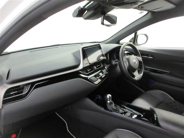 ＳＵＶならではの見晴らしのよい前方視界で、快適なドライブをお楽しみいただけます。