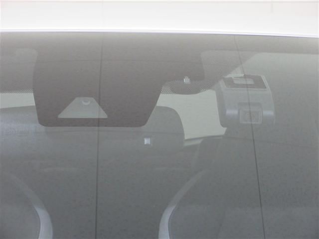 万が一のトラブルのときにも役に立つドライブレコーダーを装備しています。側面衝突や幅寄せ・割り込み対策に！