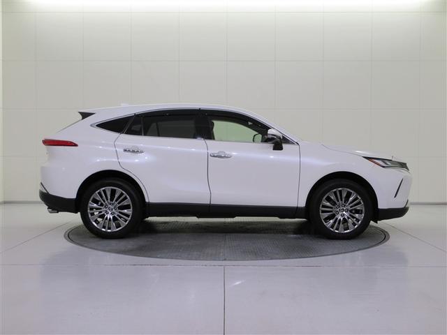 『まるごとクリーニング』ボディは「全面鉄粉除去」と「全面磨き」さらに「フッ素入りコーディング」を施工。