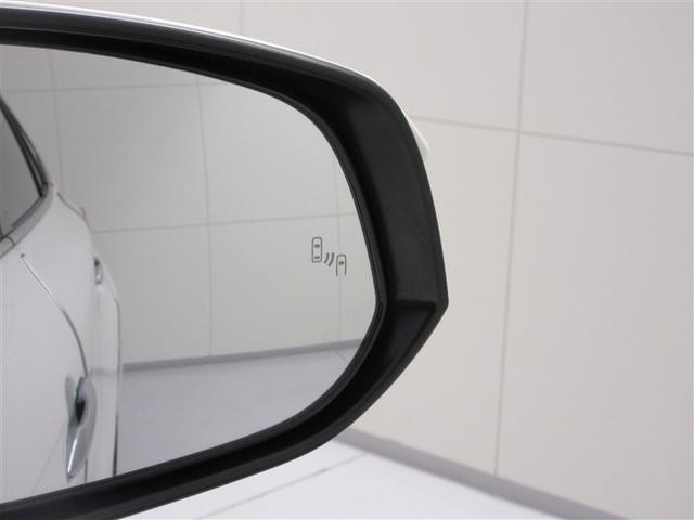 ブラインドスポットモニター付きで、車線変更時に後方確認をアシストしてくれます！