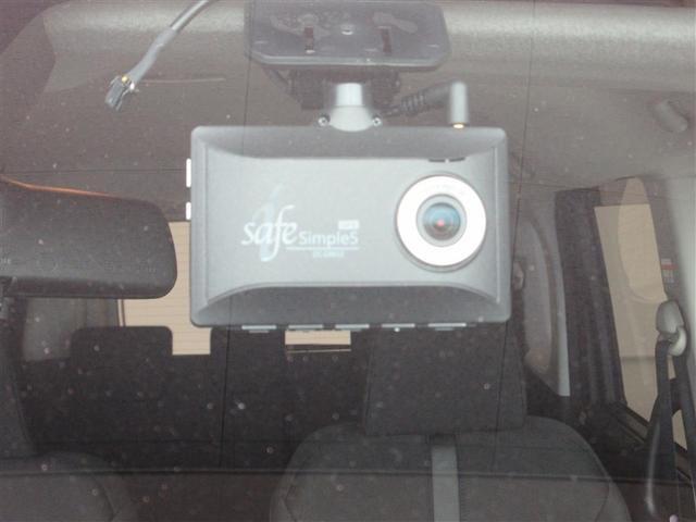 ルーミー カスタムＧ　フルセグ　メモリーナビ　ＤＶＤ再生　ミュージックプレイヤー接続可　バックカメラ　衝突被害軽減システム　ＥＴＣ　ドラレコ　両側電動スライド　ＬＥＤヘッドランプ　ウオークスルー　ワンオーナー　記録簿（18枚目）