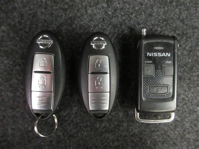 ノート ｅ－パワー　Ｘ　フルセグ　メモリーナビ　ＤＶＤ再生　ミュージックプレイヤー接続可　バックカメラ　衝突被害軽減システム　ＥＴＣ　ドラレコ　ＬＥＤヘッドランプ　記録簿（25枚目）