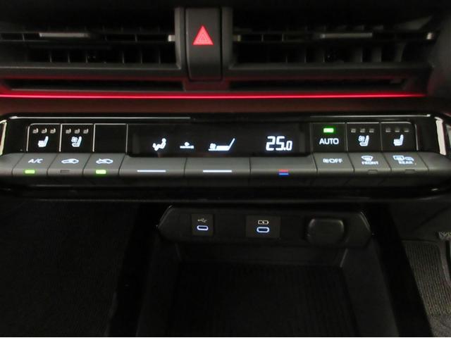 プリウス Ｚ　フルセグ　メモリーナビ　ミュージックプレイヤー接続可　バックカメラ　衝突被害軽減システム　ＥＴＣ　ＬＥＤヘッドランプ　ワンオーナー　記録簿　アイドリングストップ（16枚目）