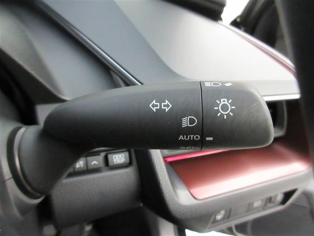 プリウス Ｚ　フルセグ　メモリーナビ　ミュージックプレイヤー接続可　バックカメラ　衝突被害軽減システム　ＥＴＣ　ＬＥＤヘッドランプ　ワンオーナー　記録簿　アイドリングストップ（24枚目）