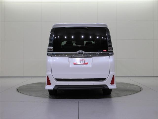 ヴォクシー ZS 煌III フルセグ メモリーナビ DVD再生 ミュージックプレイヤー接続可 バックカメラ 衝突被害軽減システム ETC ドラレコ 両側電動スライド LEDヘッドランプ ウオークスルー 乗車定員7人 3列シート(4枚目)