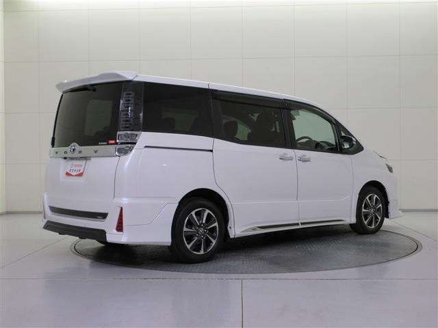 ヴォクシー ZS 煌III フルセグ メモリーナビ DVD再生 ミュージックプレイヤー接続可 バックカメラ 衝突被害軽減システム ETC ドラレコ 両側電動スライド LEDヘッドランプ ウオークスルー 乗車定員7人 3列シート(5枚目)