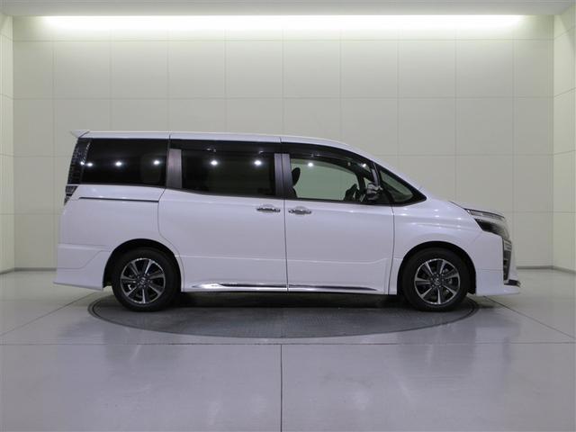 ヴォクシー ZS 煌III フルセグ メモリーナビ DVD再生 ミュージックプレイヤー接続可 バックカメラ 衝突被害軽減システム ETC ドラレコ 両側電動スライド LEDヘッドランプ ウオークスルー 乗車定員7人 3列シート(6枚目)