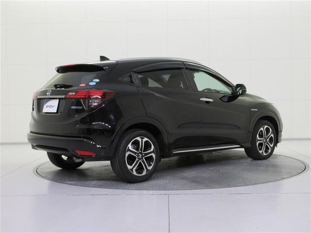 ヴェゼル ハイブリッドＺ・ホンダセンシング　フルセグ　メモリーナビ　ＤＶＤ再生　ミュージックプレイヤー接続可　バックカメラ　衝突被害軽減システム　ＥＴＣ　ＬＥＤヘッドランプ　ワンオーナー　記録簿　アイドリングストップ（5枚目）