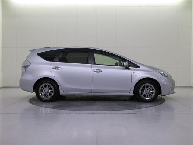 プリウスアルファ Ｓ　チューン　ブラック　フルセグ　メモリーナビ　ＤＶＤ再生　ミュージックプレイヤー接続可　バックカメラ　ＥＴＣ　ワンオーナー　記録簿　アイドリングストップ（6枚目）