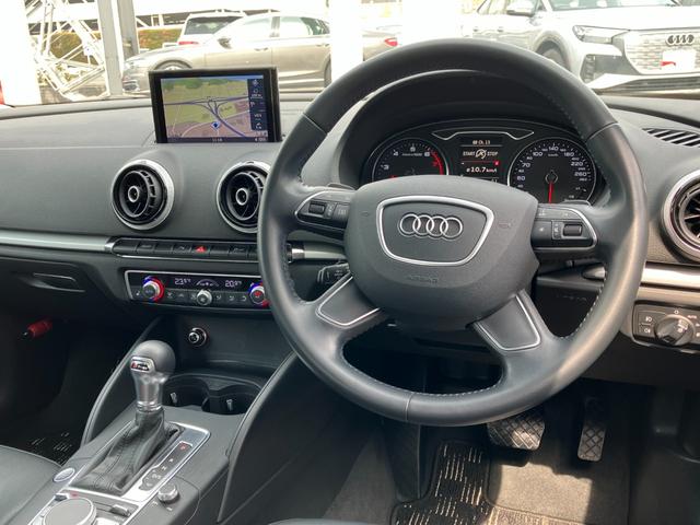 １．４ＴＦＳＩ　Ａｕｄｉ認定中古車　１年間保証付き　純正ナビゲーション　バイキセノンヘッドライト　アダプティブクルーズコントロール　レーンアシスト　スマートエントリー　Ｂｌｕｅｔｏｏｔｈ接続　ＥＴＣ(2枚目)