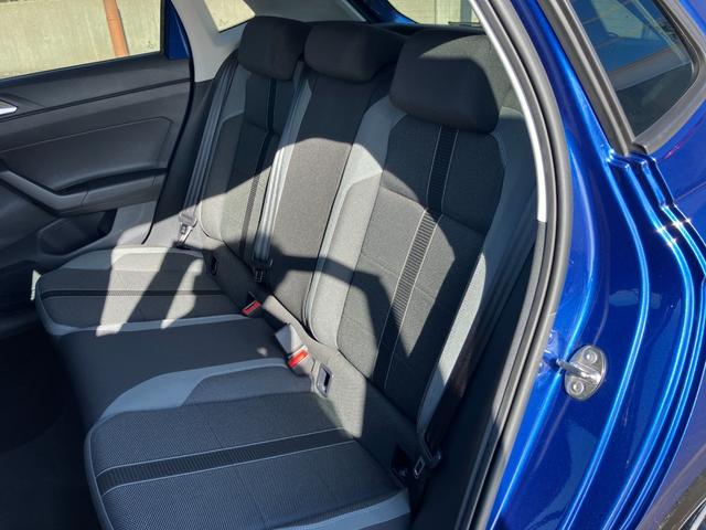 ポロ ＴＳＩ　Ｒライン　フォルクスワーゲン認定中古車　１年間保証付き　純正ナビ　デジタルメーター　ＬＥＤヘッドライト　リアビューモニター　前後パーキングセンサー　サイドアシスト　レーンアシスト　衝突軽減ブレーキ　ＥＴＣ（30枚目）