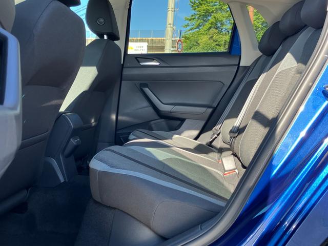 ポロ ＴＳＩ　Ｒライン　フォルクスワーゲン認定中古車　１年間保証付き　純正ナビ　デジタルメーター　ＬＥＤヘッドライト　リアビューモニター　前後パーキングセンサー　サイドアシスト　レーンアシスト　衝突軽減ブレーキ　ＥＴＣ（31枚目）