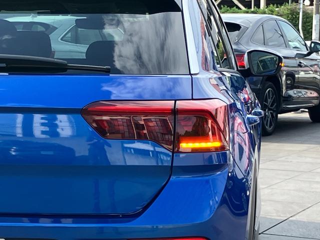 Ｔ－ロック ＴＳＩ　スタイル　フォルクスワーゲン認定中古車　１年間保証付き　純正ナビ　デジタルメーター　マトリックスＬＥＤヘッドライト　リアビューモニター　前後パーキングセンサー　ＡＣＣ　サイドアシスト　レーンアシスト　ＥＴＣ（4枚目）