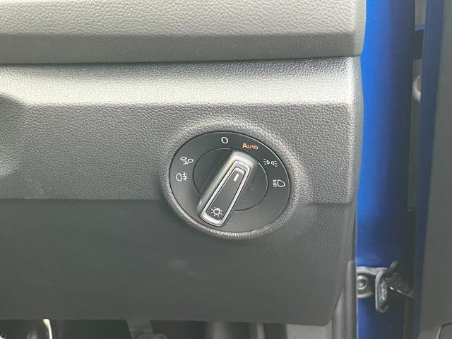 Ｔ－ロック ＴＳＩ　スタイル　フォルクスワーゲン認定中古車　１年間保証付き　純正ナビ　デジタルメーター　マトリックスＬＥＤヘッドライト　リアビューモニター　前後パーキングセンサー　ＡＣＣ　サイドアシスト　レーンアシスト　ＥＴＣ（42枚目）