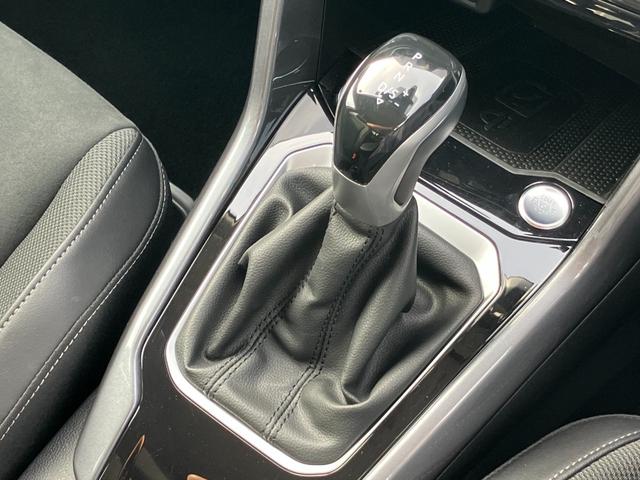 Ｔ－ロック ＴＳＩ　スタイル　フォルクスワーゲン認定中古車　１年間保証付き　純正ナビ　デジタルメーター　マトリックスＬＥＤヘッドライト　リアビューモニター　前後パーキングセンサー　ＡＣＣ　サイドアシスト　レーンアシスト　ＥＴＣ（47枚目）