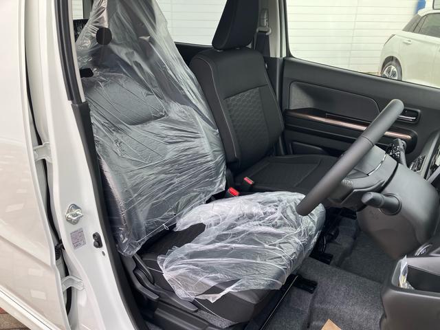 ワゴンＲカスタムＺ ハイブリッドＺＴ　デュアルカメラブレーキサポート　キーレスプッシュスタート　ＬＥＤヘッドライト　ＬＥＤフォグランプ　全方位モニター用カメラパッケージ　純正パナソニック８インチナビ　フルオートエアコン　１５インチアルミ（14枚目）