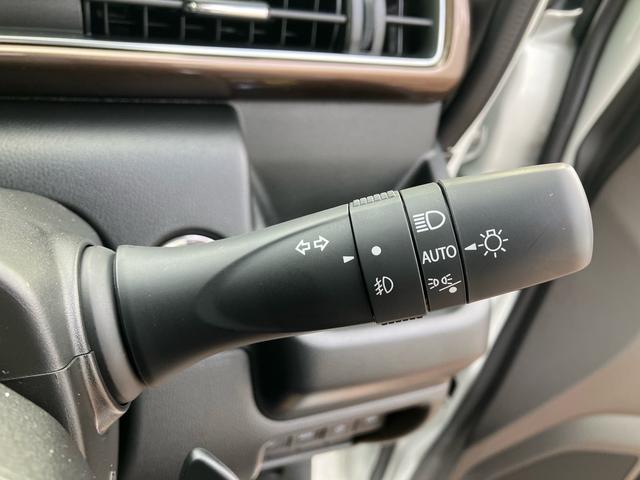 ワゴンＲカスタムＺ ハイブリッドＺＴ　デュアルカメラブレーキサポート　キーレスプッシュスタート　ＬＥＤヘッドライト　ＬＥＤフォグランプ　全方位モニター用カメラパッケージ　純正パナソニック８インチナビ　フルオートエアコン　１５インチアルミ（27枚目）