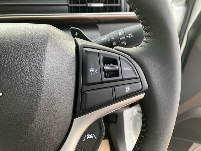 ワゴンＲカスタムＺ ハイブリッドＺＴ　デュアルカメラブレーキサポート　キーレスプッシュスタート　ＬＥＤヘッドライト　ＬＥＤフォグランプ　全方位モニター用カメラパッケージ　純正パナソニック８インチナビ　フルオートエアコン　１５インチアルミ（30枚目）