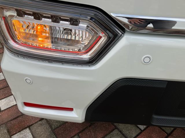 ワゴンＲカスタムＺ ハイブリッドＺＴ　デュアルカメラブレーキサポート　キーレスプッシュスタート　ＬＥＤヘッドライト　ＬＥＤフォグランプ　全方位モニター用カメラパッケージ　純正パナソニック８インチナビ　フルオートエアコン　１５インチアルミ（52枚目）