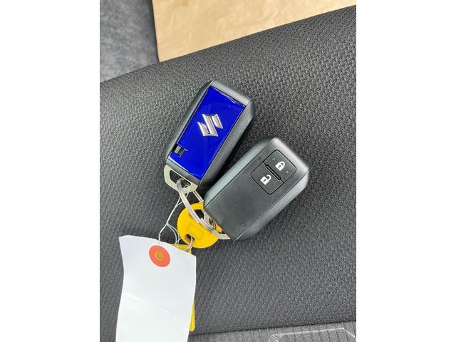 ワゴンＲカスタムＺ ハイブリッドＺＴ　デュアルカメラブレーキサポート　キーレスプッシュスタート　ＬＥＤヘッドライト　ＬＥＤフォグランプ　全方位モニター用カメラパッケージ　純正パナソニック８インチナビ　フルオートエアコン　１５インチアルミ（53枚目）