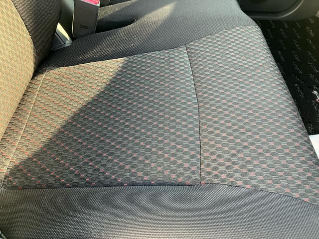 スペーシアカスタム ＸＳ　スズキ純正ナビゲーション　全方位モニターカメラ　ＨＩＤヘッドランプ　ＬＥＤフォグランプ　両側電動スライドドア　１５インチアルミホイール　キーレスプッシュスタートシステム　運転席シートヒーター（15枚目）