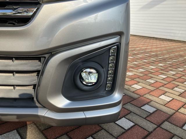 スペーシアカスタム ＸＳ　スズキ純正ナビゲーション　全方位モニターカメラ　ＨＩＤヘッドランプ　ＬＥＤフォグランプ　両側電動スライドドア　１５インチアルミホイール　キーレスプッシュスタートシステム　運転席シートヒーター（52枚目）