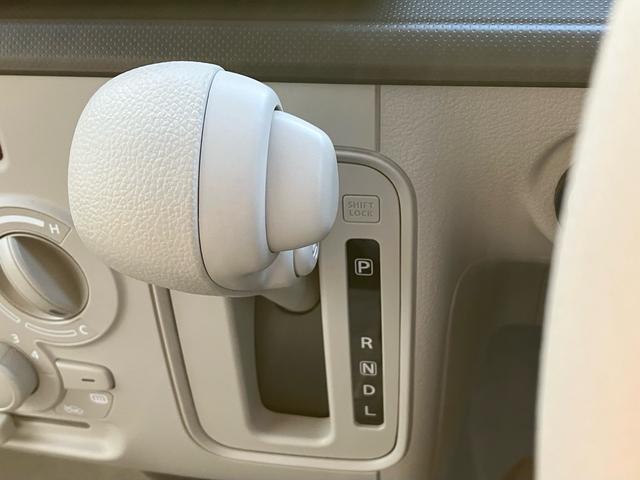 アルトラパン ハイブリッドG デュアルセンサーブレーキサポート2 パーキングセンサー(前後)マイルドハイブリッド キーレスプッシュスタートシステム 運転席シートヒーター 急速充電対応USB電源ソケット ケンウッド7インチナビ(19枚目)