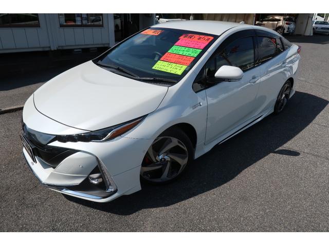 プリウスＰＨＶ Ａプレミアムナビパッケージ　５人乗　モデリスタエアロ＆１８インチアルミ　１１．６インチナビ　黒本革エアシートヒータ　パノラミックビューモニター　トヨタセーフティセンス　ＢＳＭ　ＨＵＤ　コーナーセンサ　ＬＥＤライト＆フォグ　禁煙車（8枚目）