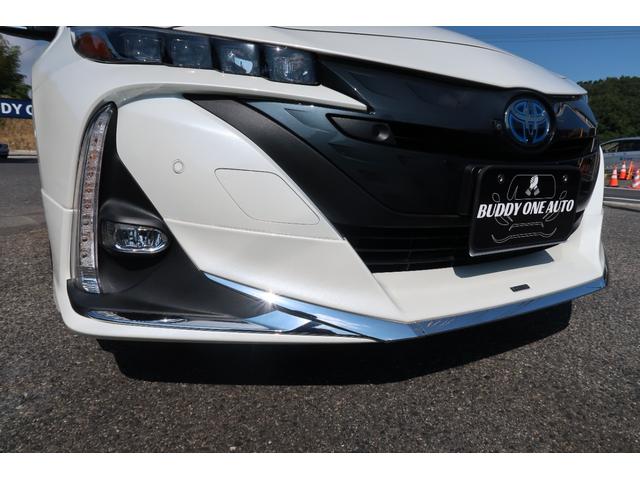 プリウスＰＨＶ Ａプレミアムナビパッケージ　５人乗　モデリスタエアロ＆１８インチアルミ　１１．６インチナビ　黒本革エアシートヒータ　パノラミックビューモニター　トヨタセーフティセンス　ＢＳＭ　ＨＵＤ　コーナーセンサ　ＬＥＤライト＆フォグ　禁煙車（12枚目）