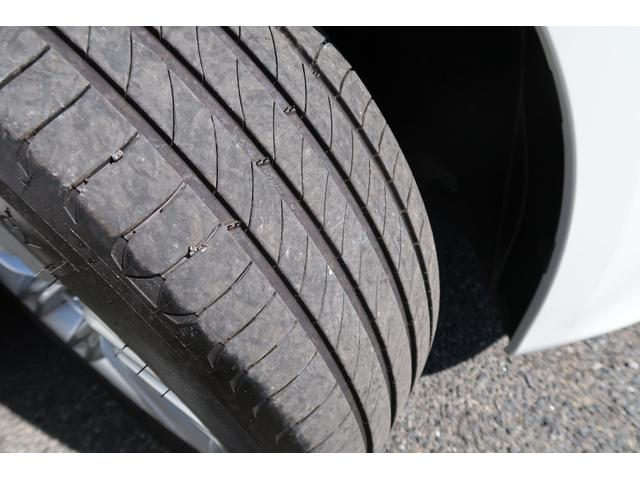 クラウンハイブリッド アスリートＳ　ユーザー様買取車　トヨタプレミアムサウンド１６ＳＰ　ＨＤＤマルチ　プリクラッシュセーフティ　パワーシートヒーター　ステアヒーター　ＨＩＤライト　ＬＥＤフォグ　３６０°＆リヤドラレコ　禁煙車（26枚目）