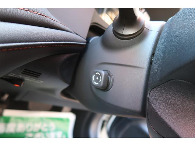 クラウンハイブリッド アスリートＳ　ユーザー様買取車　トヨタプレミアムサウンド１６ＳＰ　ＨＤＤマルチ　プリクラッシュセーフティ　パワーシートヒーター　ステアヒーター　ＨＩＤライト　ＬＥＤフォグ　３６０°＆リヤドラレコ　禁煙車（49枚目）