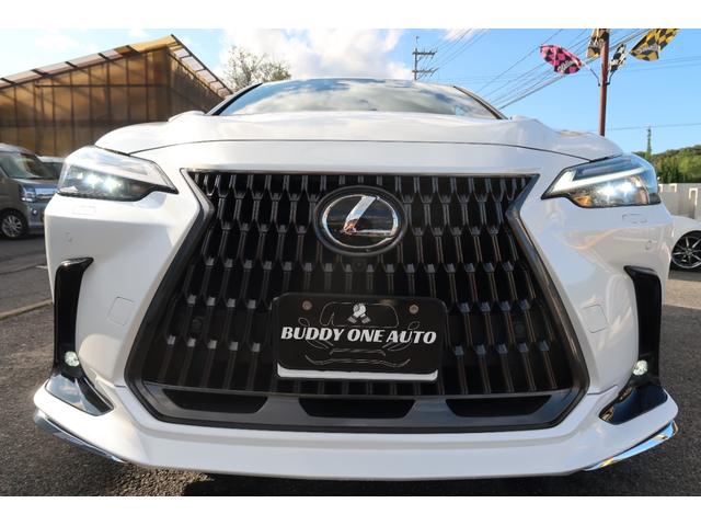 ＮＸ ＮＸ３５０ｈ　バージョンＬ　モデリスタエアロ＆バックドアエアロプレート　フェンダーアーチモール　ＳＲ　ヘーゼル内装　本革エアシートヒータ　３眼ＬＥＤヘッドライト＆フォグ　デジタルインナーミラー　おくだけ充電　ＢＳＭ　禁煙車（10枚目）