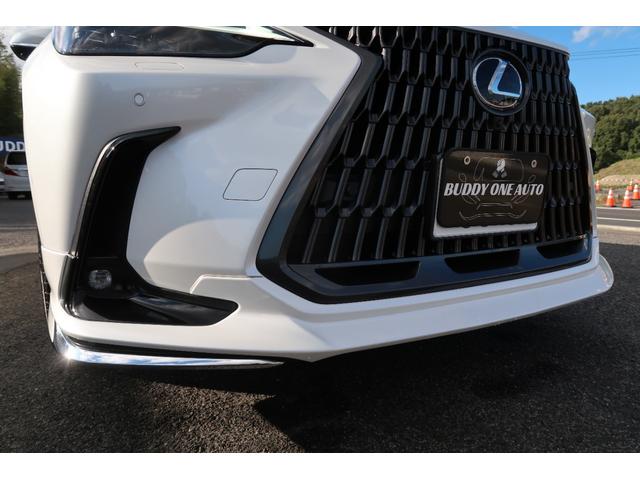 ＮＸ ＮＸ３５０ｈ　バージョンＬ　モデリスタエアロ＆バックドアエアロプレート　フェンダーアーチモール　ＳＲ　ヘーゼル内装　本革エアシートヒータ　３眼ＬＥＤヘッドライト＆フォグ　デジタルインナーミラー　おくだけ充電　ＢＳＭ　禁煙車（12枚目）