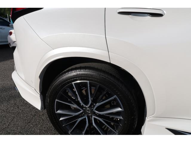 ＮＸ ＮＸ３５０ｈ　バージョンＬ　モデリスタエアロ＆バックドアエアロプレート　フェンダーアーチモール　ＳＲ　ヘーゼル内装　本革エアシートヒータ　３眼ＬＥＤヘッドライト＆フォグ　デジタルインナーミラー　おくだけ充電　ＢＳＭ　禁煙車（21枚目）