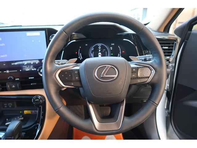 ＮＸ ＮＸ３５０ｈ　バージョンＬ　モデリスタエアロ＆バックドアエアロプレート　フェンダーアーチモール　ＳＲ　ヘーゼル内装　本革エアシートヒータ　３眼ＬＥＤヘッドライト＆フォグ　デジタルインナーミラー　おくだけ充電　ＢＳＭ　禁煙車（51枚目）
