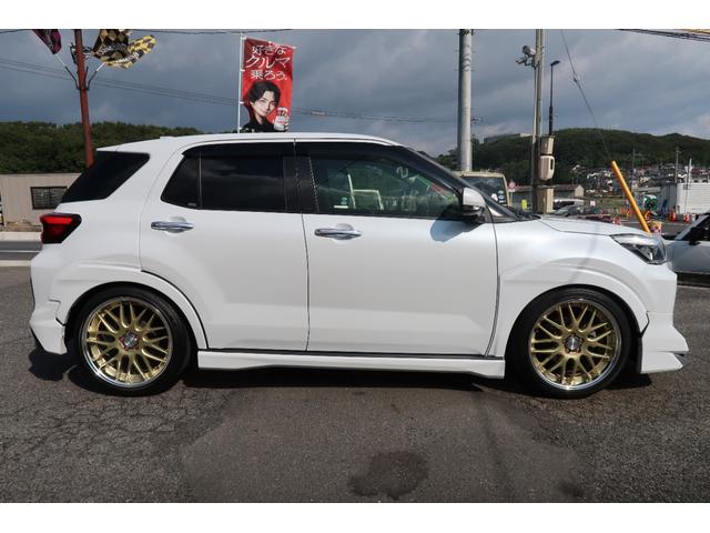 ライズ Ｚ　ハイブリッド　モデリスタエアロ＆カラードフェンダー　カロッツェリア９インチナビ　ＷＯＲＫ１９アルミ　車高調　スマートアシスト　バックカメラ　前後ドラレコ　ＬＥＤライト＆フォグ＆デイライト　シートヒータ（4枚目）