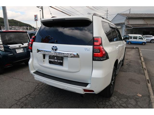 ランドクルーザープラド ＴＸ　ユーザー様買取車　後期モデル　７人乗　４ＷＤ　アルパイン９インチナビ＆前後ドラレコ　ＯＰ１９アルミ　トヨタセーフティセンス　ＨＤＭＩ入　ＬＥＤライト＆デイライト＆フォグ　コーナーセンサー　革ステ　禁煙（5枚目）