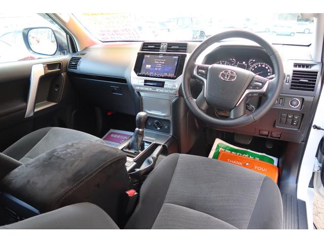 ランドクルーザープラド ＴＸ　ユーザー様買取車　後期モデル　７人乗　４ＷＤ　アルパイン９インチナビ＆前後ドラレコ　ＯＰ１９アルミ　トヨタセーフティセンス　ＨＤＭＩ入　ＬＥＤライト＆デイライト＆フォグ　コーナーセンサー　革ステ　禁煙（6枚目）