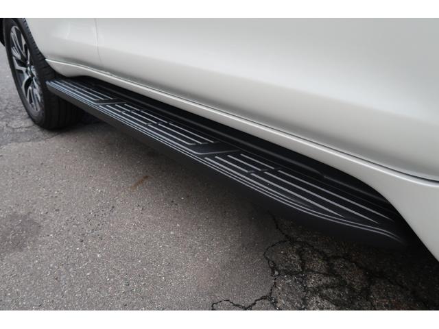 ランドクルーザープラド ＴＸ　ユーザー様買取車　後期モデル　７人乗　４ＷＤ　アルパイン９インチナビ＆前後ドラレコ　ＯＰ１９アルミ　トヨタセーフティセンス　ＨＤＭＩ入　ＬＥＤライト＆デイライト＆フォグ　コーナーセンサー　革ステ　禁煙（20枚目）