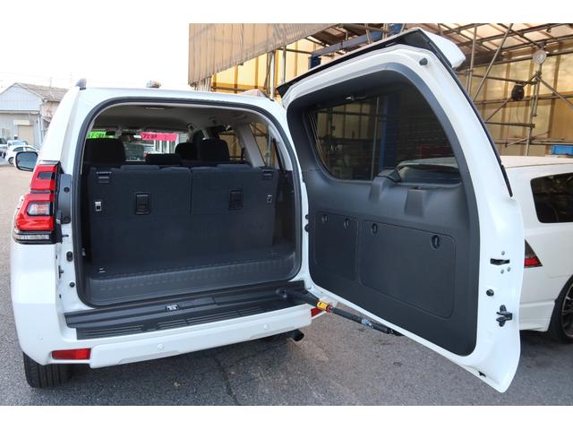 ランドクルーザープラド ＴＸ　ユーザー様買取車　後期モデル　７人乗　４ＷＤ　アルパイン９インチナビ＆前後ドラレコ　ＯＰ１９アルミ　トヨタセーフティセンス　ＨＤＭＩ入　ＬＥＤライト＆デイライト＆フォグ　コーナーセンサー　革ステ　禁煙（75枚目）