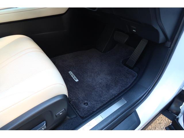 ＲＸ ＲＸ４５０ｈ　バージョンＬ　モデリスタエアロ＆マフラー　パノラマルーフ　リヤエンターテインメント　リッチクリーム内装　本革エアシートヒータ　パノラミックビューモニター　ドラレコ前後　ＨＵＤ　ＢＳＭ　３眼ＬＥＤライト＆フォグ　禁煙（67枚目）