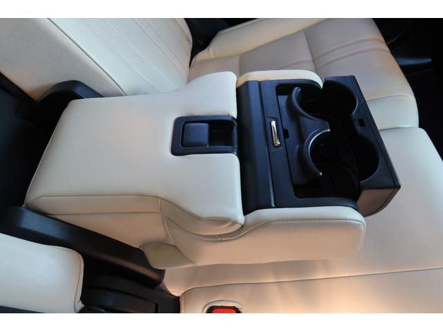 ＲＸ ＲＸ４５０ｈ　バージョンＬ　モデリスタエアロ＆マフラー　パノラマルーフ　リヤエンターテインメント　リッチクリーム内装　本革エアシートヒータ　パノラミックビューモニター　ドラレコ前後　ＨＵＤ　ＢＳＭ　３眼ＬＥＤライト＆フォグ　禁煙（74枚目）