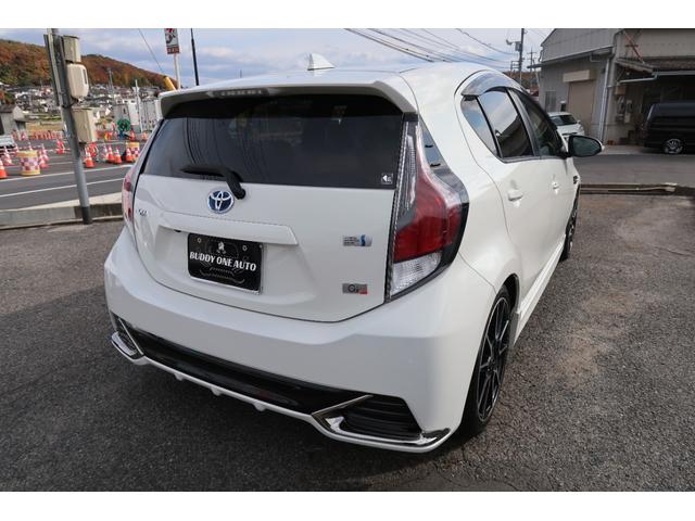 アクア Ｇ　Ｇ’ｓ　ユーザー様買取車　クラリオン９インチナビ　ヘッドレスト取付アルパインリヤモニター　ＬＥＤライト＆フォグ＆デイライト　トヨタセーフティセンス　オートハイビーム　専用ハーフレザーシート　リヤカメラ　禁煙車（5枚目）