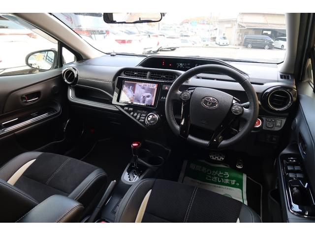 アクア Ｇ　Ｇ’ｓ　ユーザー様買取車　クラリオン９インチナビ　ヘッドレスト取付アルパインリヤモニター　ＬＥＤライト＆フォグ＆デイライト　トヨタセーフティセンス　オートハイビーム　専用ハーフレザーシート　リヤカメラ　禁煙車（6枚目）